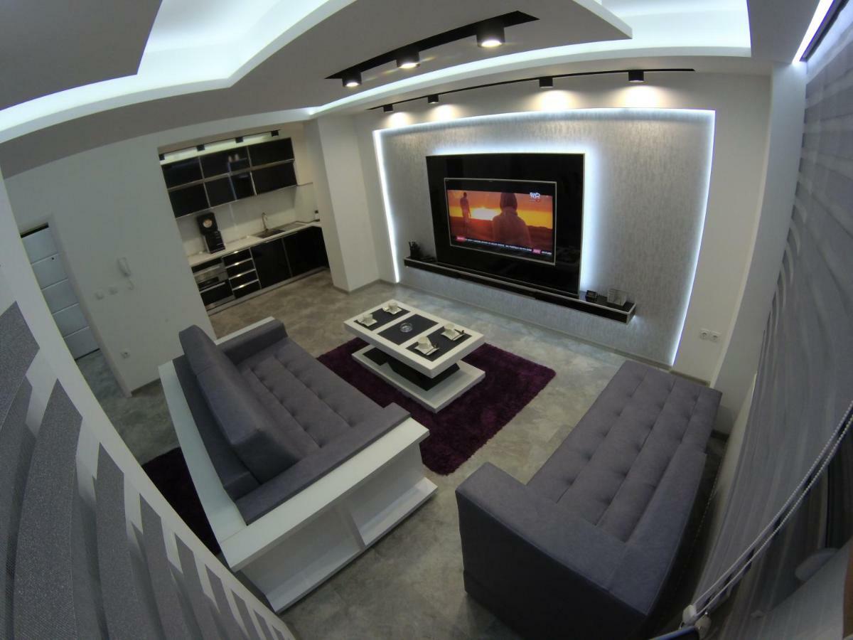 Grey Apartment Ni Esterno foto